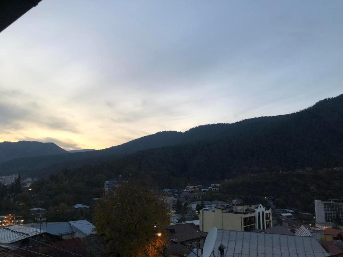 Apartamento Lukassalomea Borjomi Exterior foto